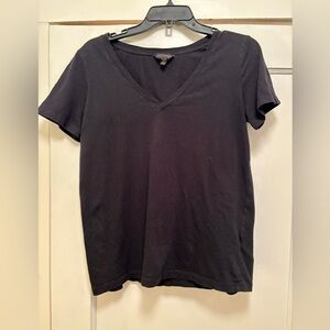 Banana Republic pima cotton black V-neck T-shirt women’s- m